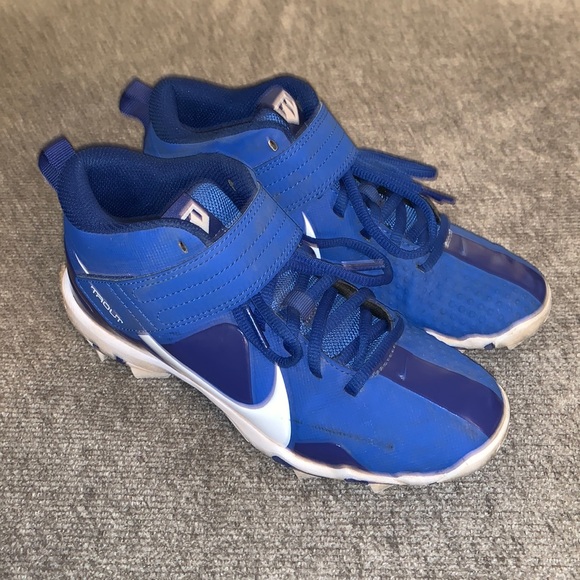 Nike Trout Cleats - Picture 2 of 7